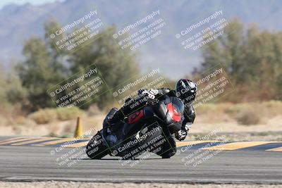 media/Oct-13-2025-Moto Forza (Mon) [[a66d839500]]/2-A Group/Session 4 Turn 7/